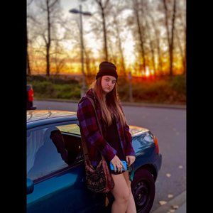 Meet your Posher, Isabellaa